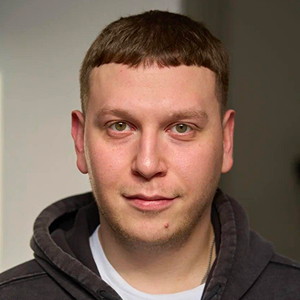 Михаил Новиков